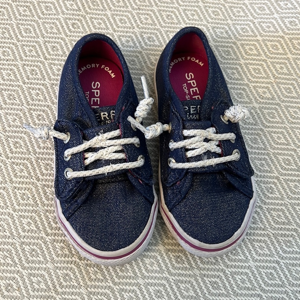 Toddler girl Speery shoes - size 7